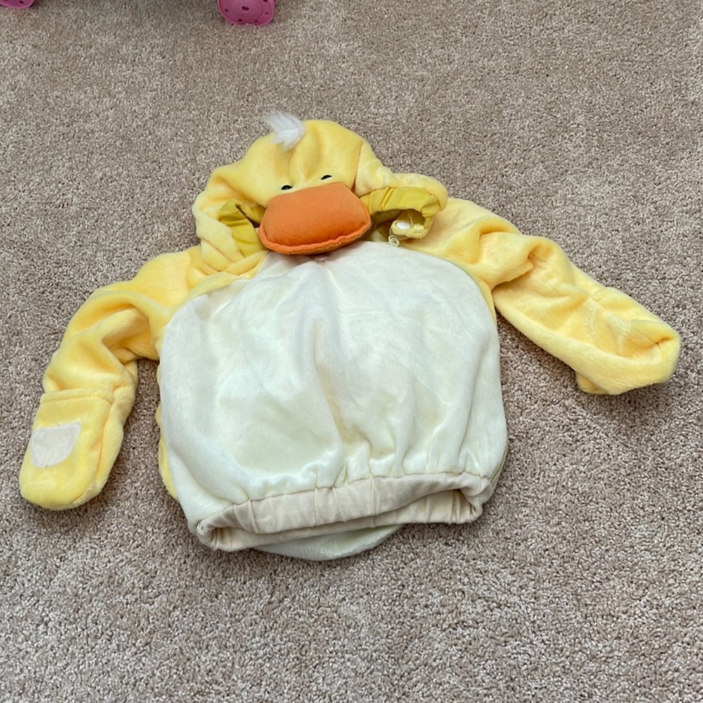Duckie costume 12-18m